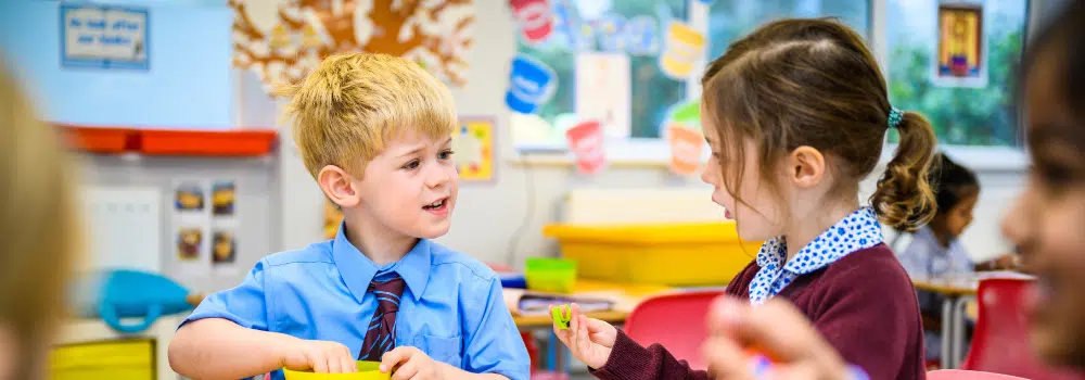 2 students chatting