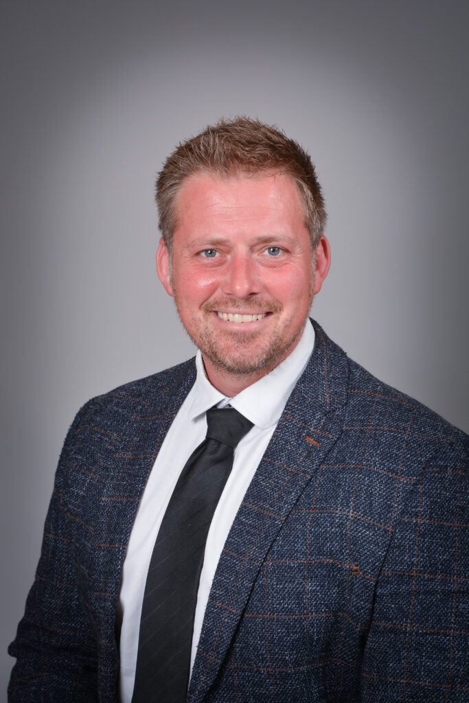 Ed Cook - Holmwood House School